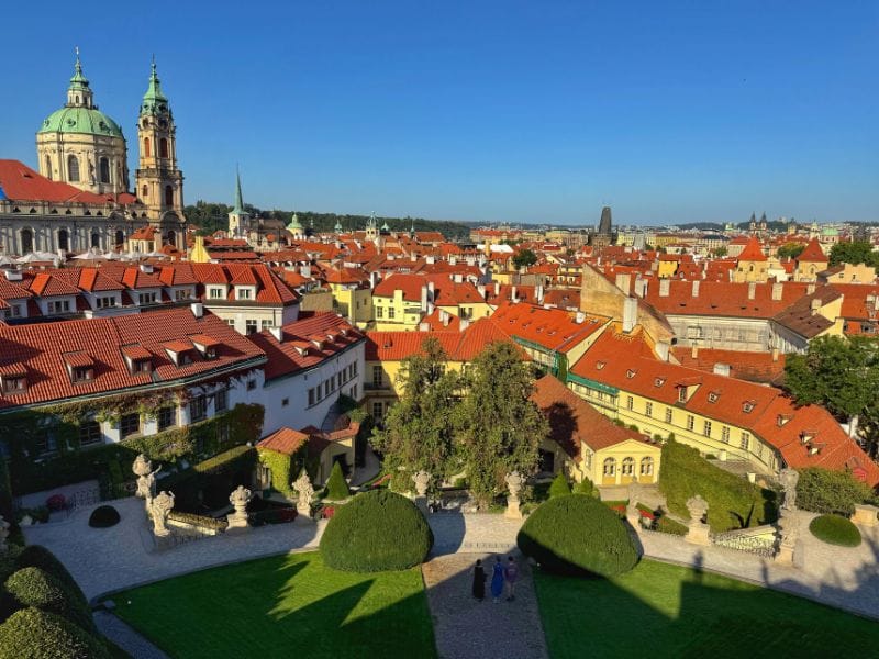 5 dana u Češkoj: od zlatnog Praga do skrivenih dragulja Karlovy Varya, Krumlova i Brna Istaknuta slika objave